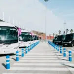 microbus o autocar: que opción elegir según el tamaño de tu grupo